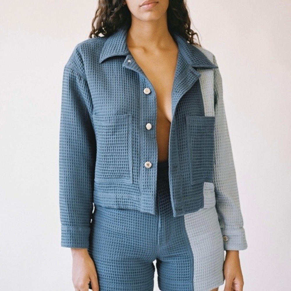 ANIELA PARYS Daisy Mini Waffle Jacket Womens M L Blue Two Tone Cropped Button